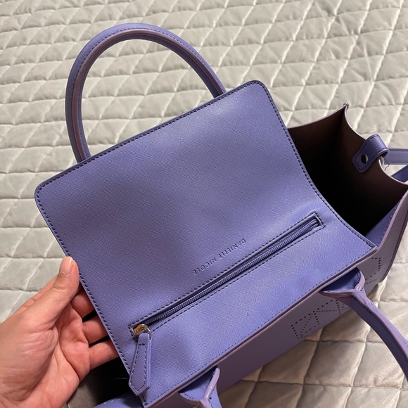 Danielle Nicole Tote - Picture 6 of 6